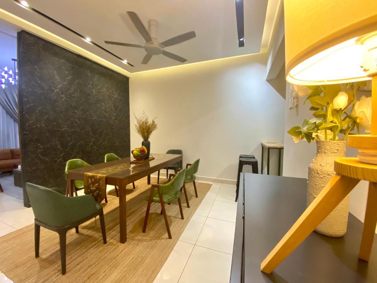 Luxury 2-Storey Terrace House Near Ioi City Mall Putrajaya Eksteriør bilde